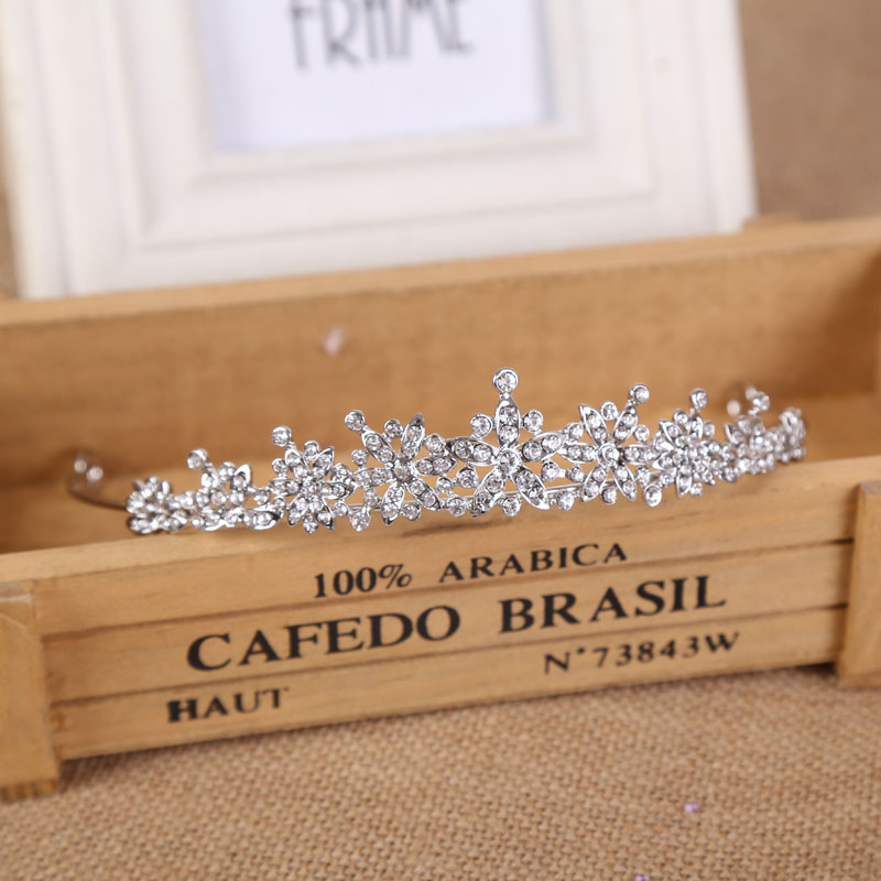 여자를위한 크리스탈 웨딩 신부 티아라 헤어 스타일 여자 - Women'S Fashion Headbands 리뷰 및 가격